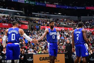 但球队的防 但球队的防